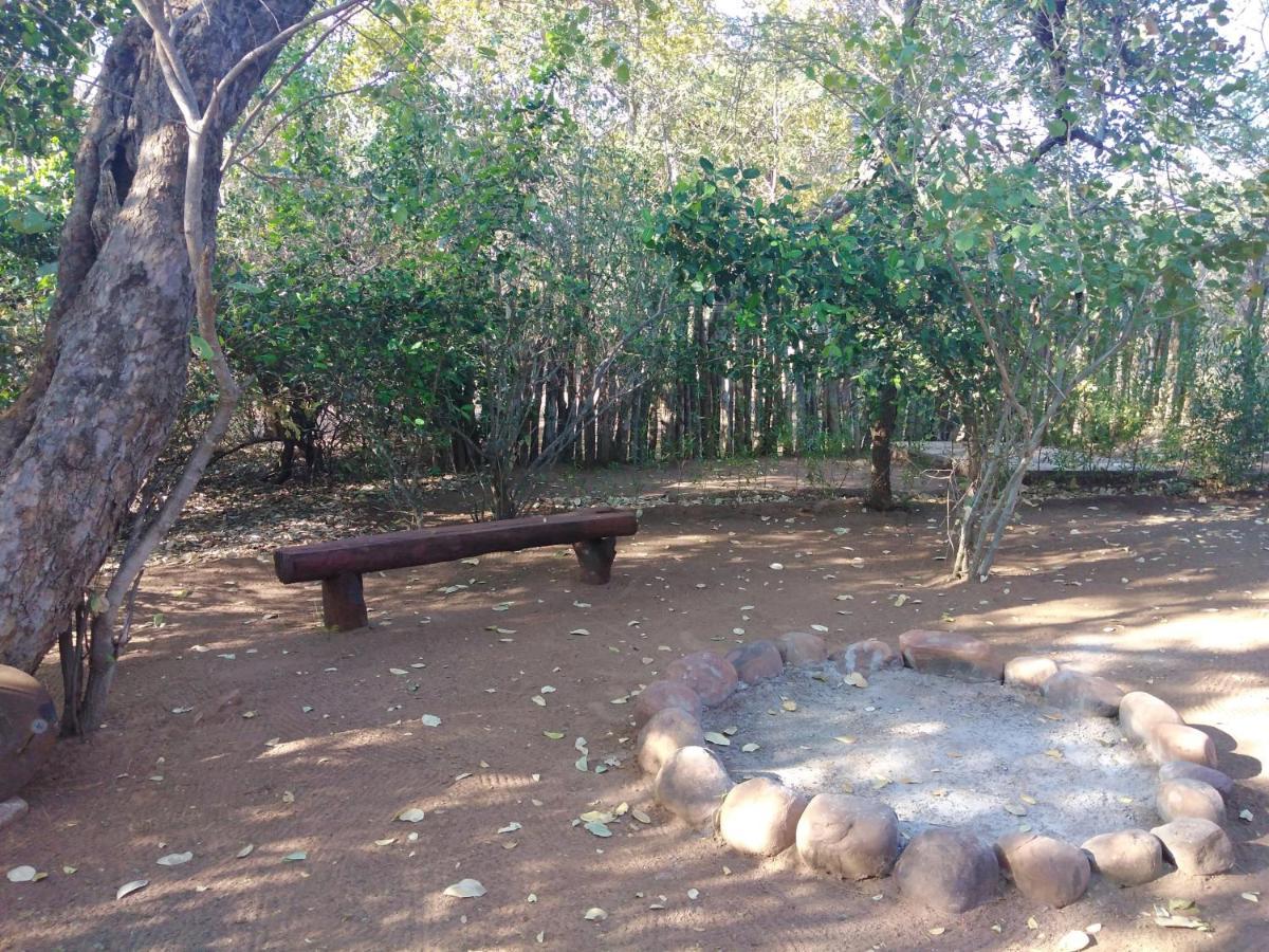Nthakeni Bush & River Camp Pafuri Gate 外观 照片