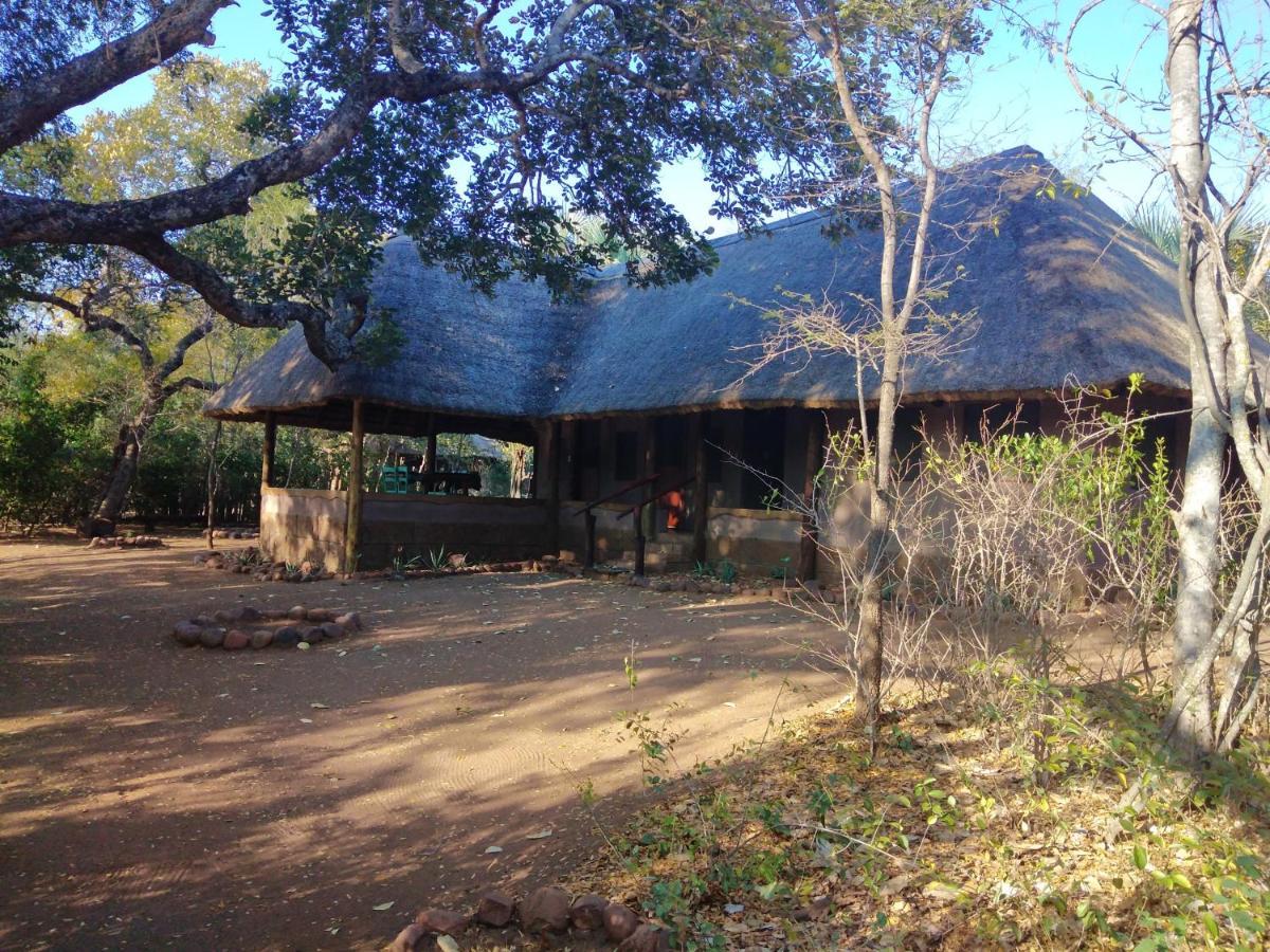 Nthakeni Bush & River Camp Pafuri Gate 外观 照片